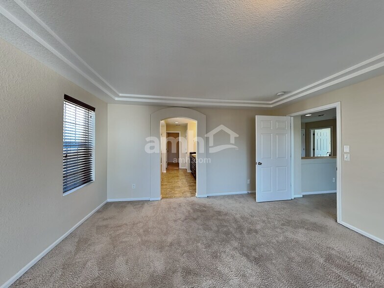 Building Photo - 19033 E 53rd Ave