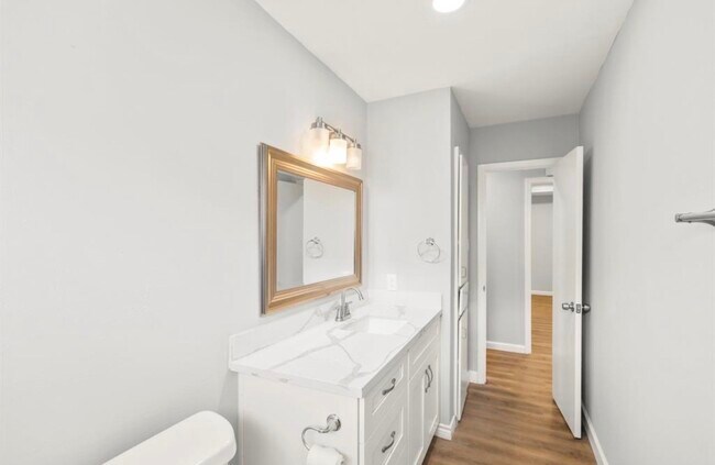 Building Photo - 7515 Jason St