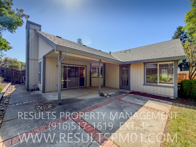 Building Photo - 112 Dyrell Way
