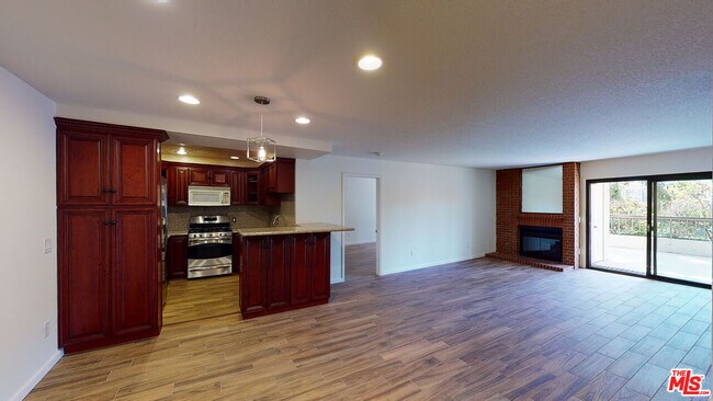 Building Photo - 8600 Tuscany Ave