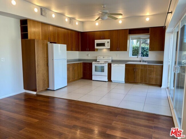 Building Photo - 20659 Callon Dr