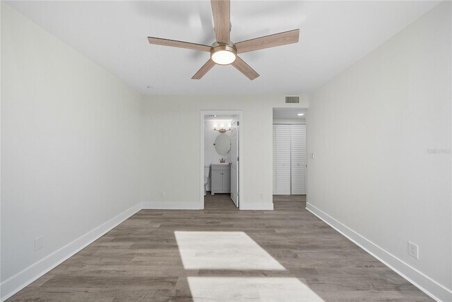 Building Photo - 4015 Bayshore Blvd