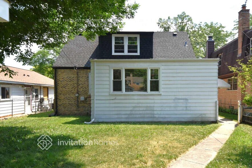 Building Photo - 3046 Emerson St