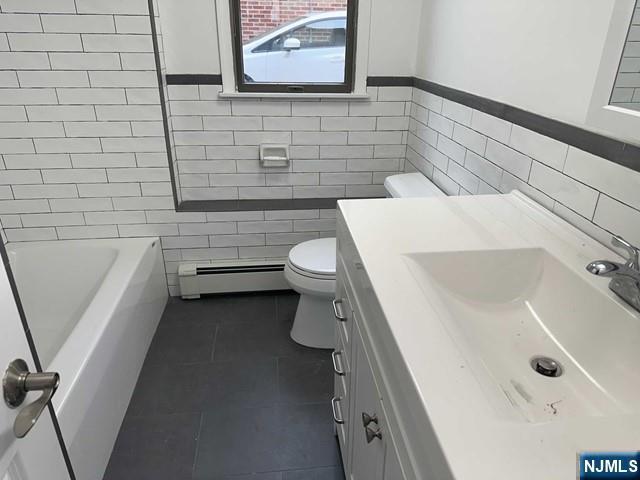 Building Photo - 41 Kipp Ave