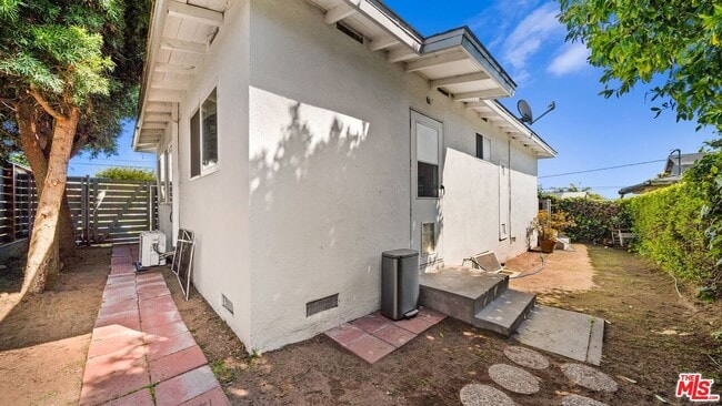 Building Photo - 1408 17th St