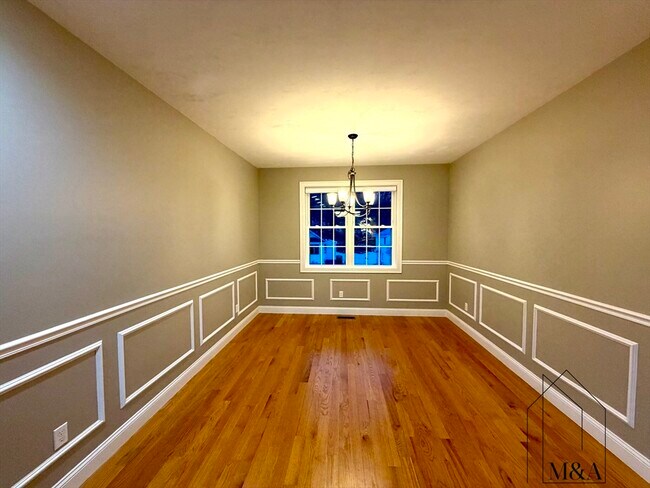 Building Photo - 46B Dominion Rd