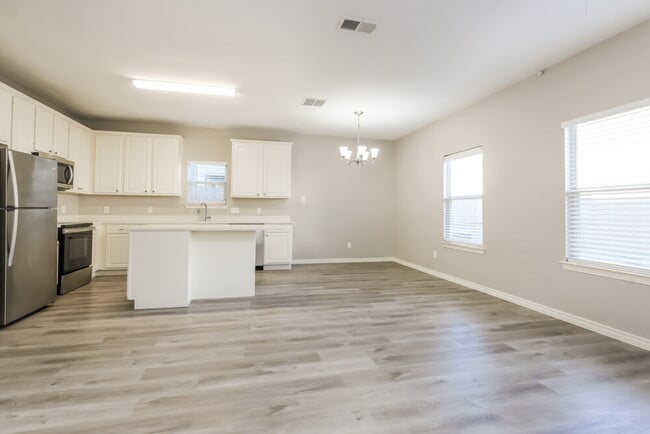 Building Photo - 10110 Berrybriar Ln