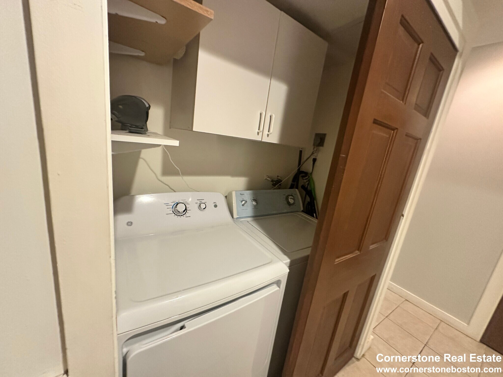 Building Photo - 28 Symphony Rd