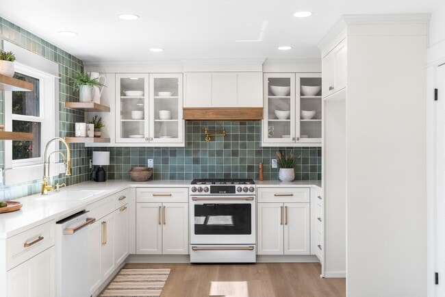 Building Photo - Freshly Remodeled Stunner Perched on the H...