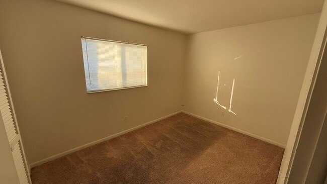 Building Photo - 2823-2825 SW Santa Barbara Pl