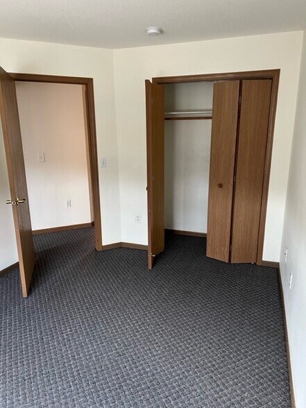 Building Photo - 1201 Eastwood St