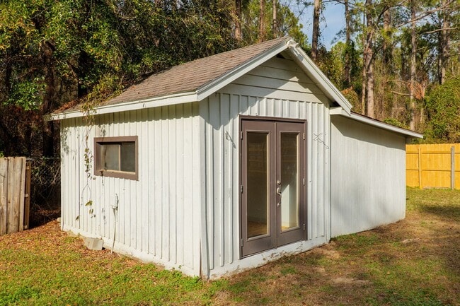 Building Photo - 4538 Golden Oaks Dr