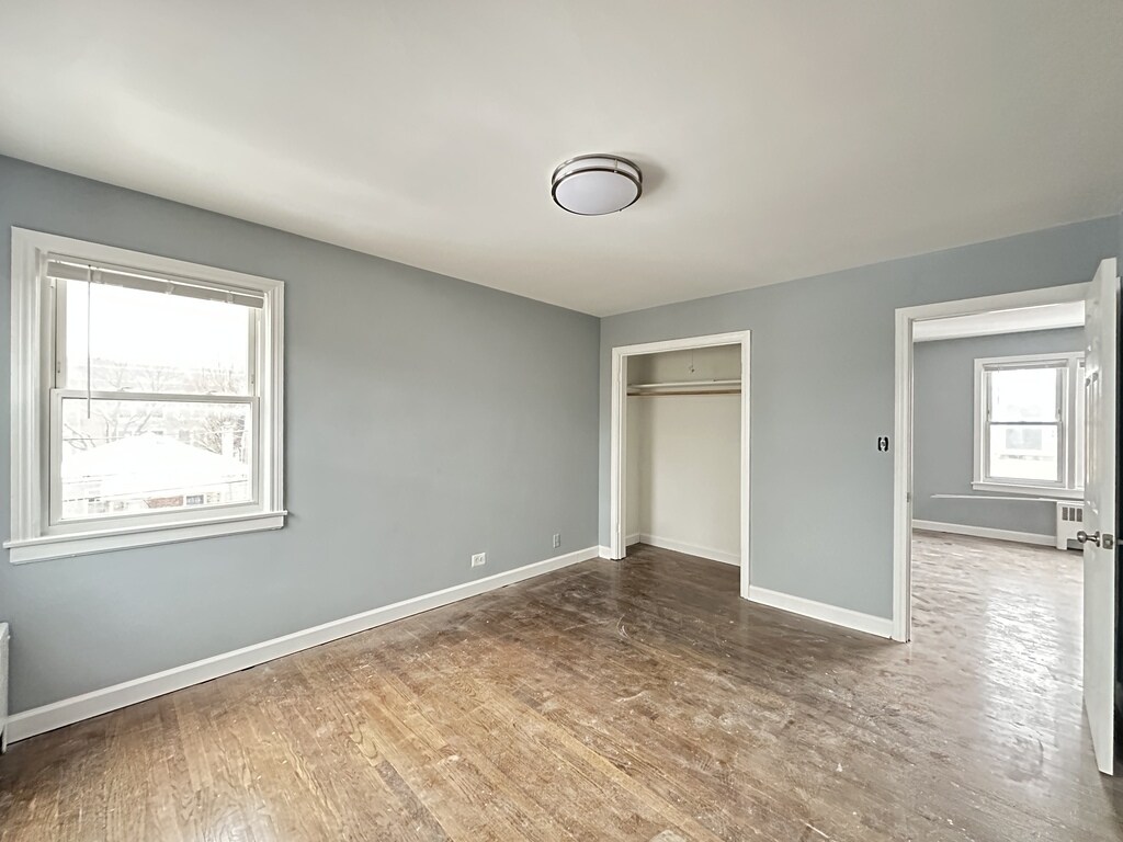 Building Photo - 6721 N California Ave