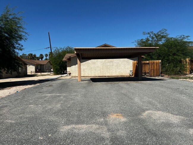Building Photo - 6320 Mesquite Ave