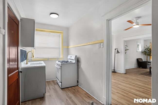Building Photo - 4946-4948-4948 Cote Brilliante Ave