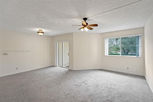 Building Photo - 9901 Westview Dr