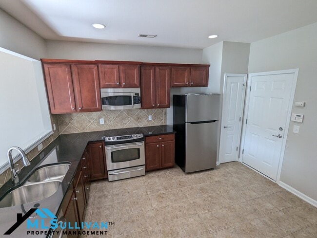 Building Photo - 8219 Saltwood Pl