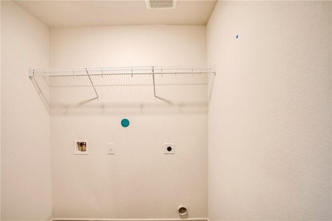 Building Photo - 19024 Quiet Range Dr