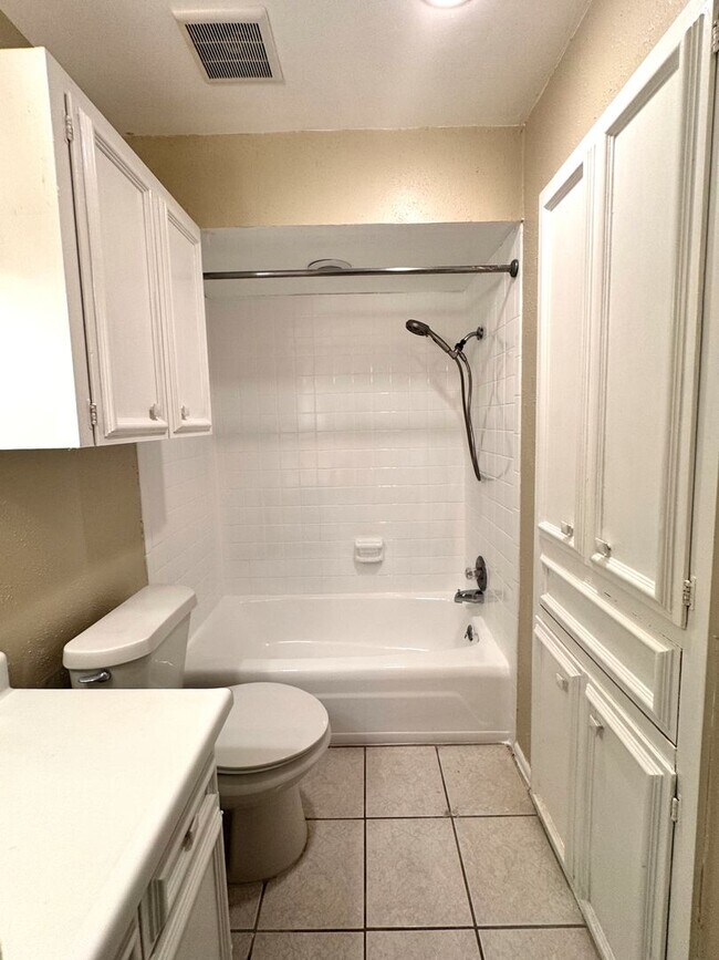 Building Photo - Single-level living on ground floor  |  Fresh paint (July 2026)  |  2 carports  |  Community Pool...