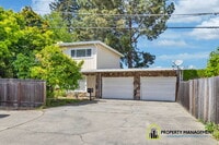 Building Photo - Charming 3-Bed Oasis with 2 Full Baths in Sacramento's Serene Pocket Neighborhood
