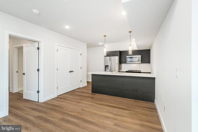 Building Photo - 1102 Germantown Ave