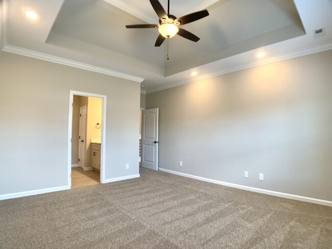 Building Photo - 421 Ayden Ln