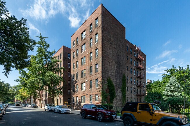 Primary Photo - 3971 Gouverneur Ave