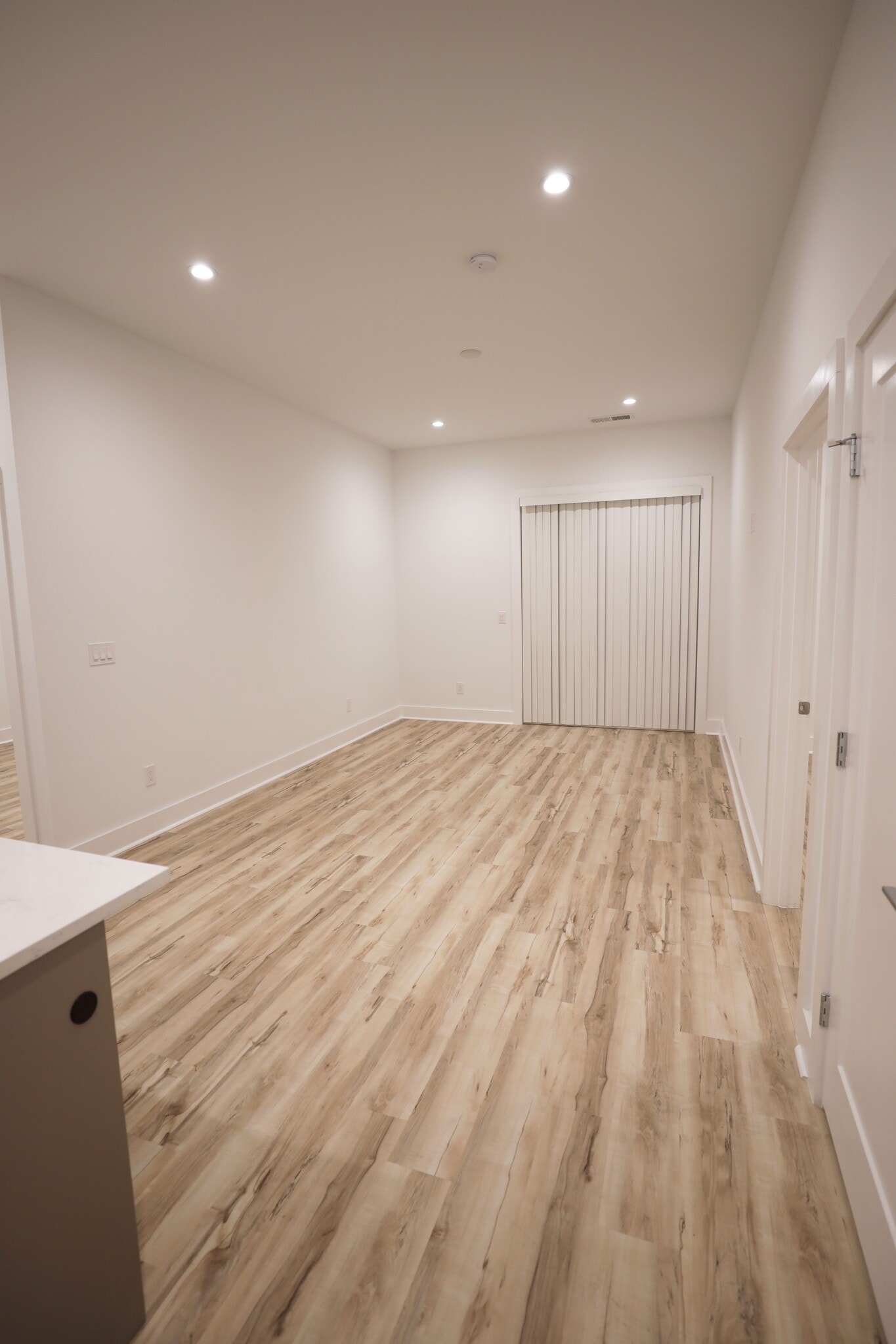 living room - 1155 Custer Ave SE