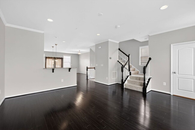 Building Photo - 8601 Sweet Rose Ct