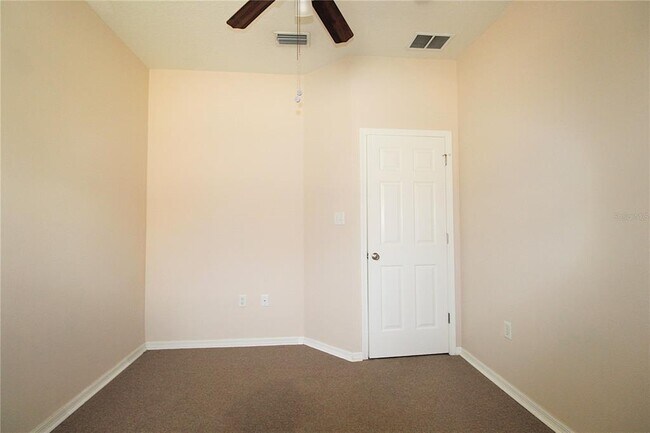 Building Photo - 3420 Parkridge Cir