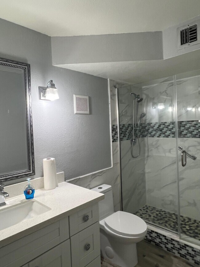 Building Photo - 3341 NW 47th Terrace