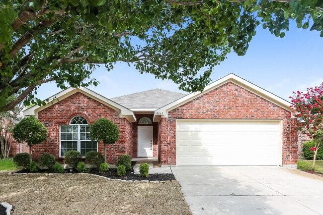 Building Photo - 10849 Braemoor Dr