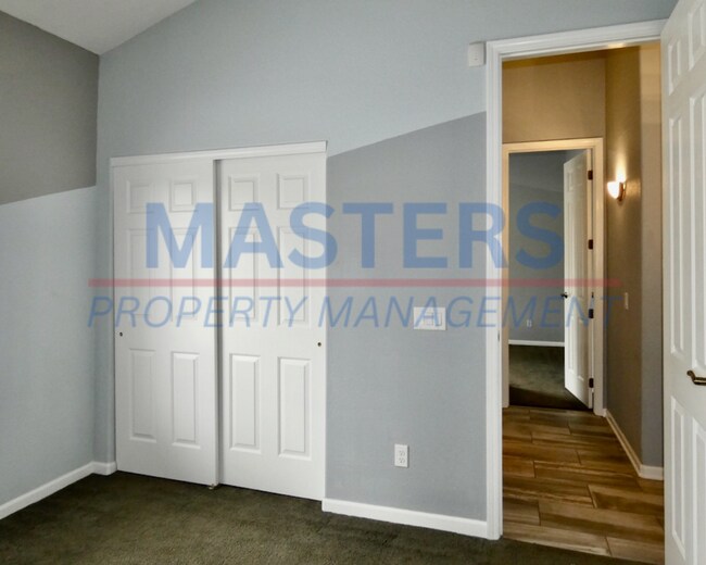 Building Photo - Spacious Home in West Toledo – Comfortable Living in a Great Location