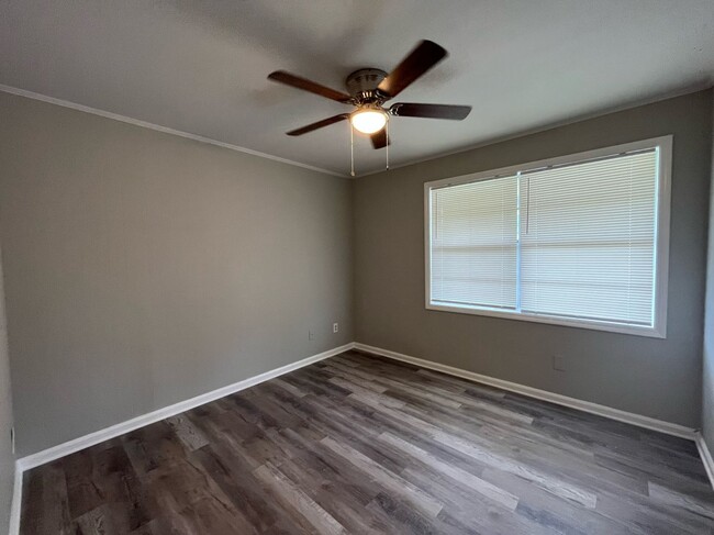 Building Photo - 2300 Welch Dr