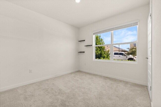 Building Photo - 5154 Tana Ter