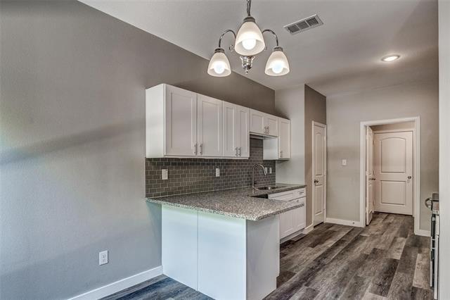 Building Photo - 3262 Wexford Dr