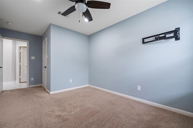 Building Photo - 9811 Texas Cut Ln
