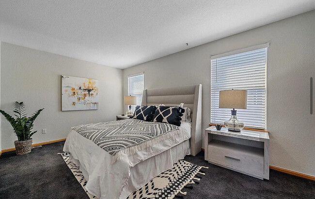 Building Photo - 8865 Meade Ct
