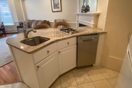 Building Photo - 41 Saint Stephen St