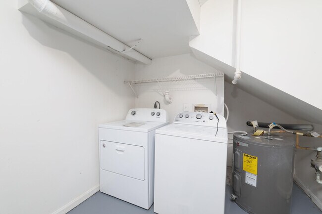 Building Photo - 20889 St Andrews Blvd