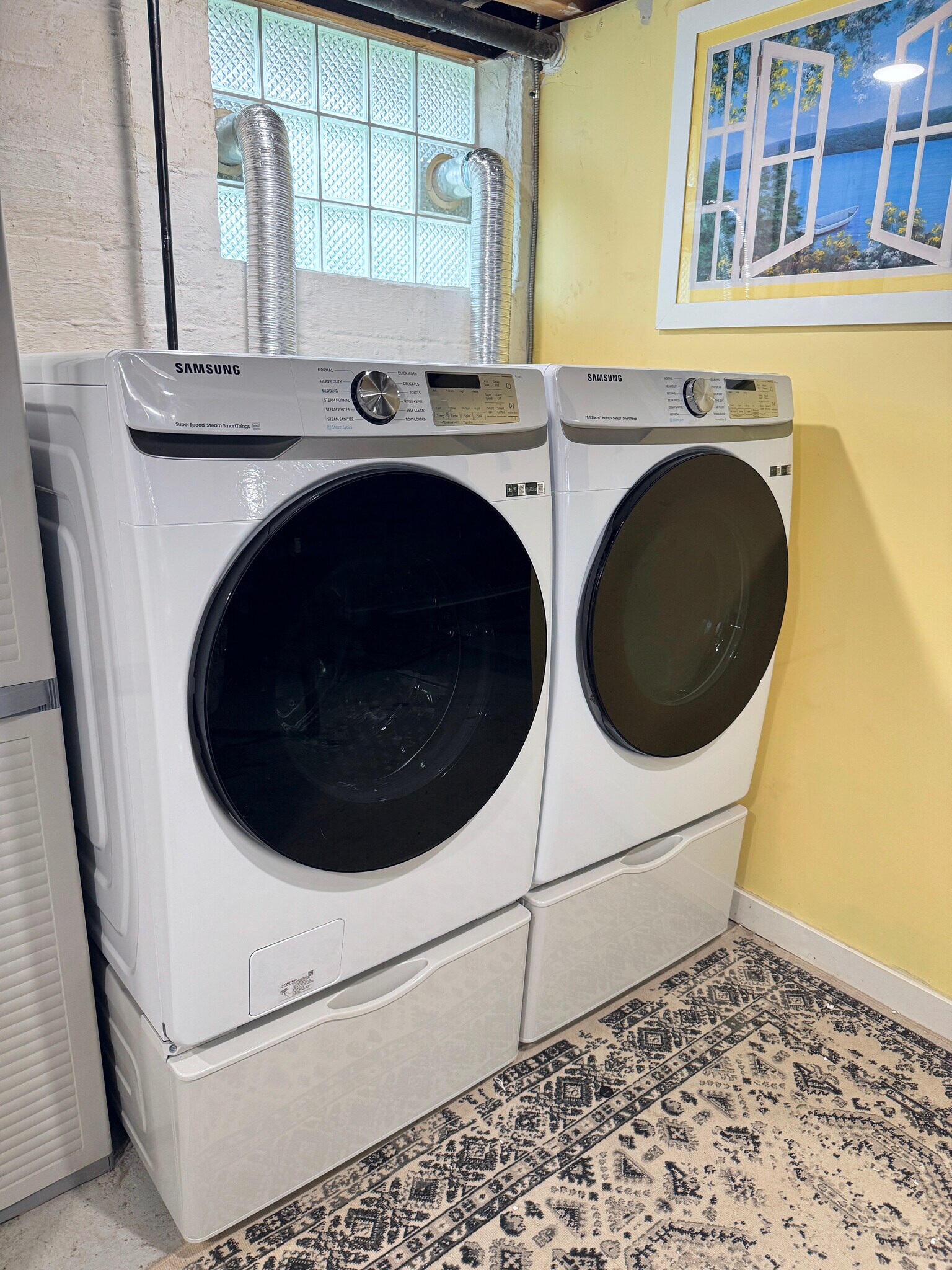 Building Photo - 3888 W 157th St