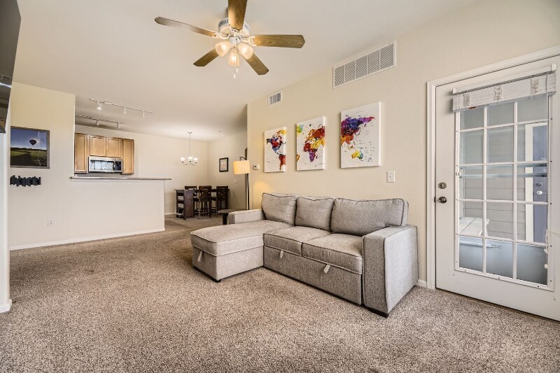 Building Photo - 1465 Blue Sky Cir