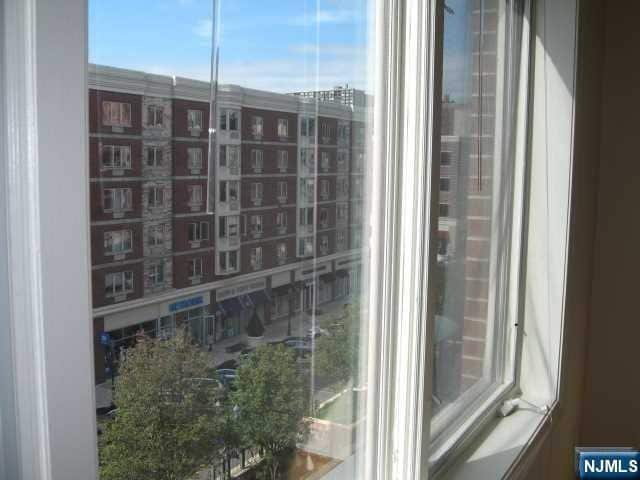 Building Photo - 3407 City