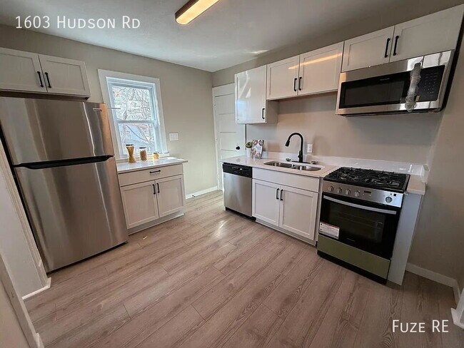 Building Photo - 1603 Hudson Rd