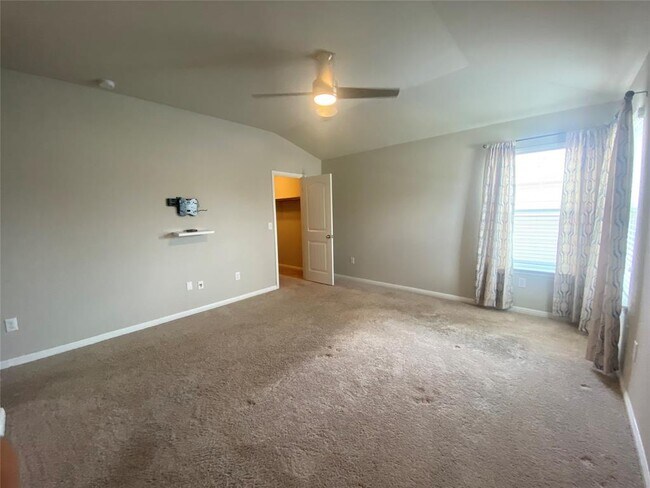 Building Photo - 18708 Obed River Dr