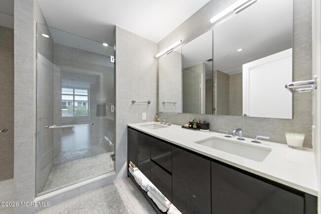 Building Photo - 30 Melrose Terrace