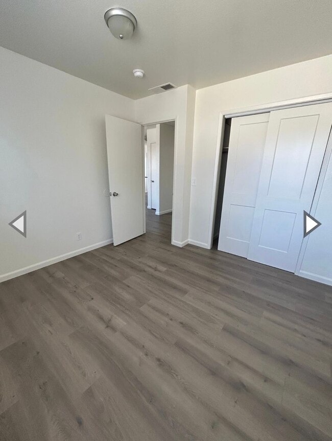 Building Photo - 1110 W Chestnut St