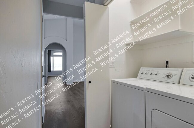 Building Photo - 12118 N Jarren Canyon Way