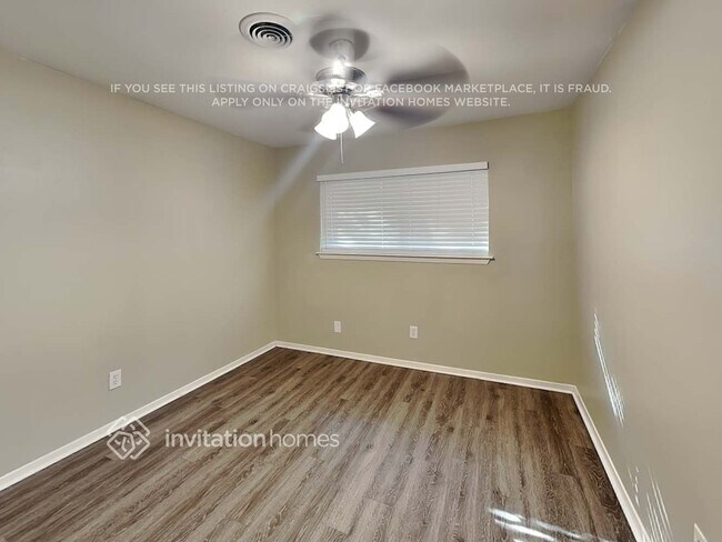 Building Photo - 2815 Norwood Ln