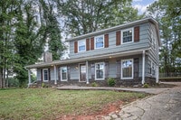 Building Photo - 132 Oak Trail